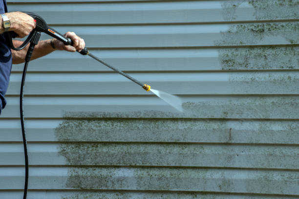 Best Commercial Building Pressure Washing  in Urbana, IA