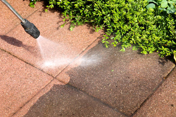 Best Residential Pressure Washing Services  in Urbana, IA